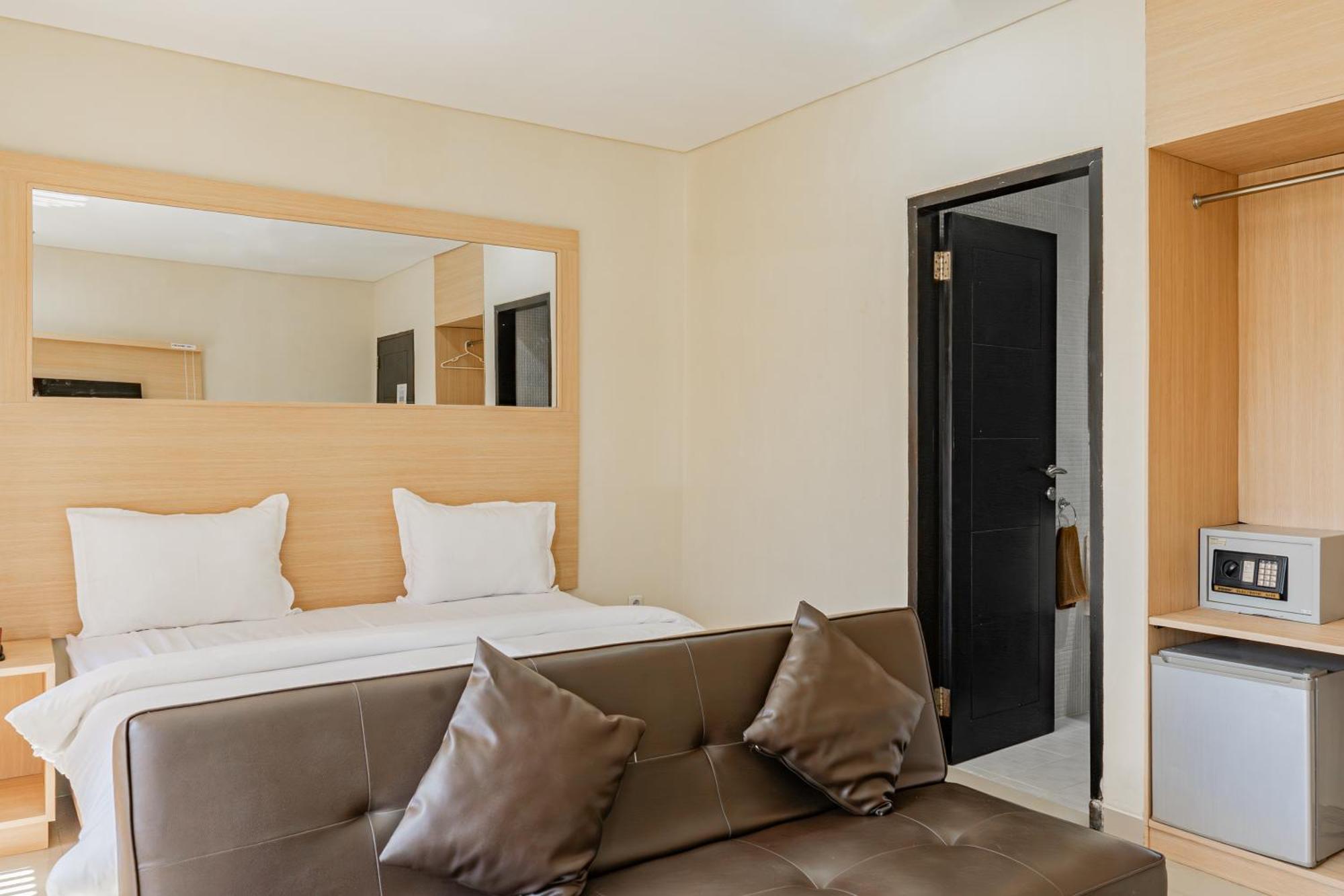 Collection O Kuta Near Airport Ngurah Rai Hotel Екстериор снимка